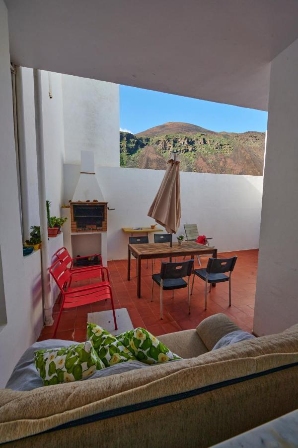 Casa Marysol Tamaduste 12M From The Sea, Terrace & Bbq Exterior photo
