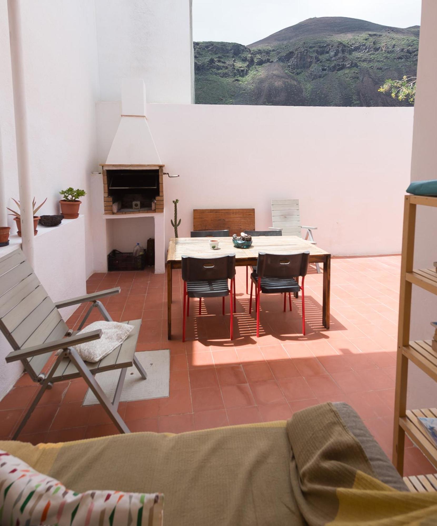 Casa Marysol Tamaduste 12M From The Sea, Terrace & Bbq Exterior photo