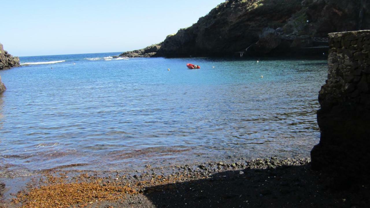 Casa Marysol Tamaduste 12M From The Sea, Terrace & Bbq Exterior photo
